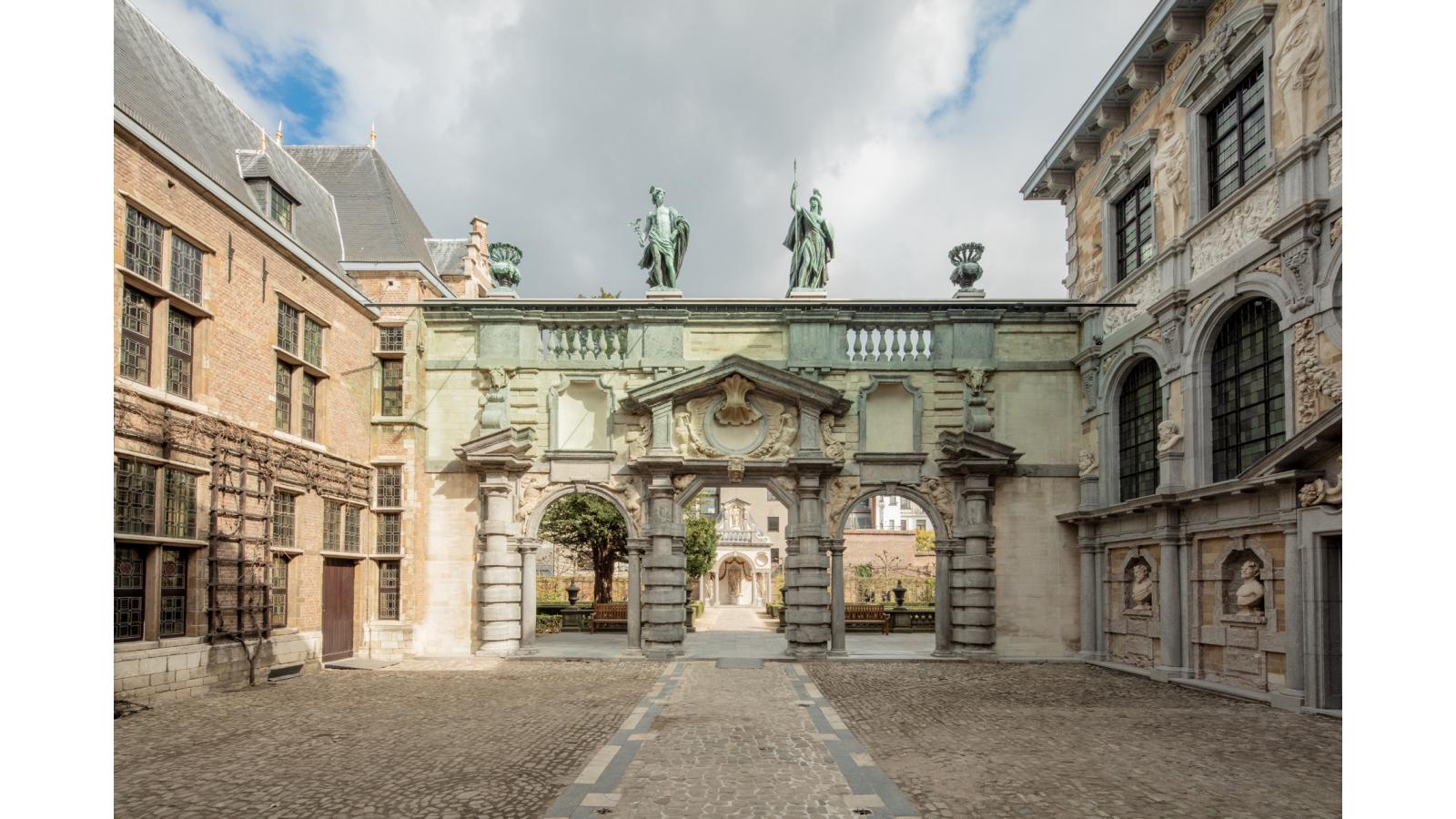 Rubenshuis Antwerpen erfgoed fotografie door Dtonic® portiek